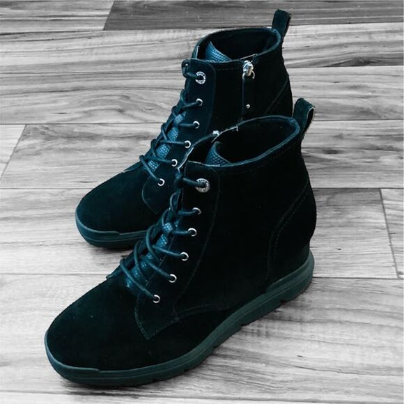 Dr. Sholl's Rebellion Padded Insole Suede Booties in Black S9.5 - Picture 1 of 10